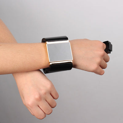 One Cuff